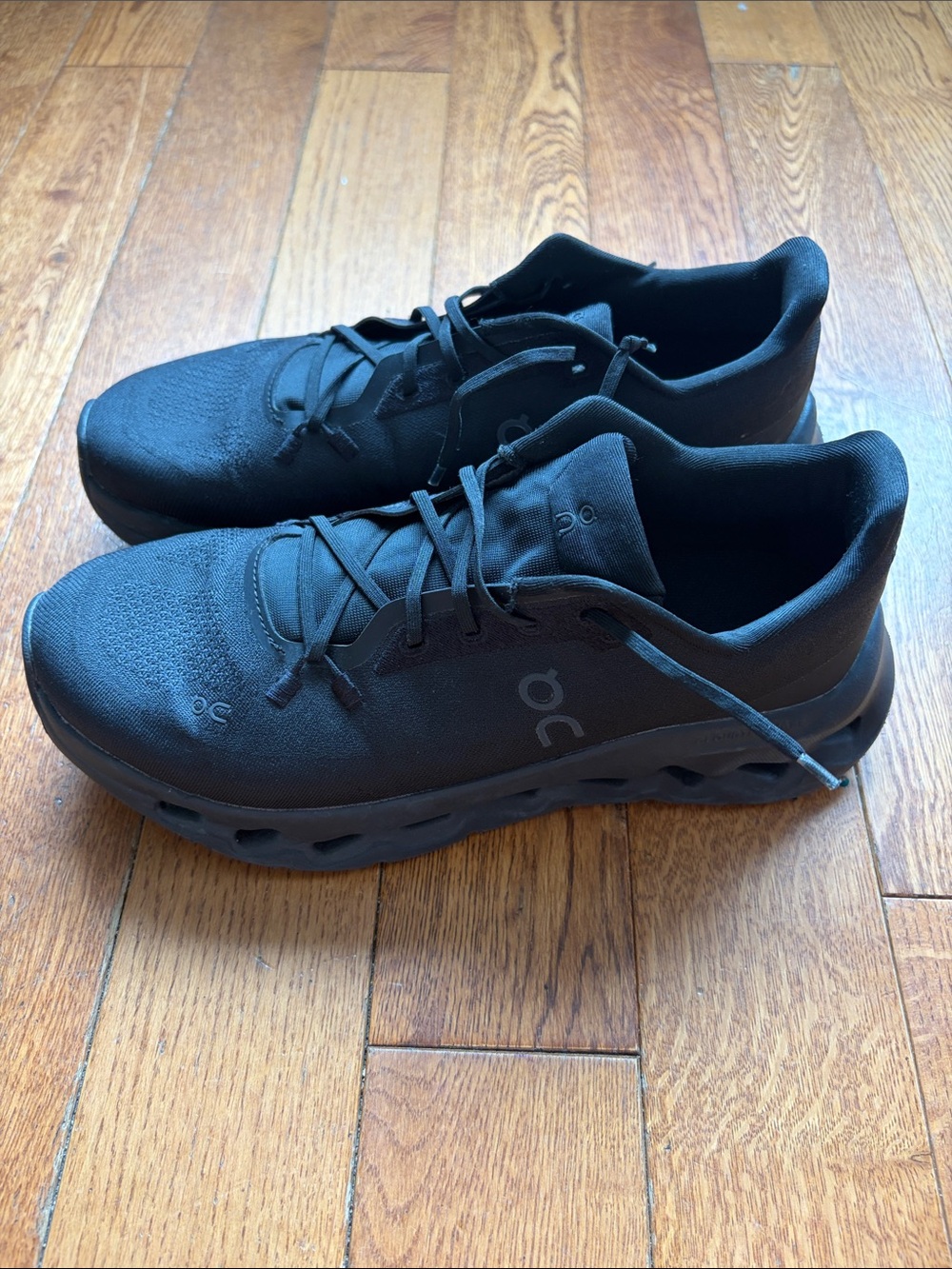 On Running Men's Cloudtilt Running Shoes - Eclipse Black